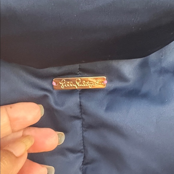 Lilly Pulitzer navy and Vibrant Tropical Print - Picture 8 of 9